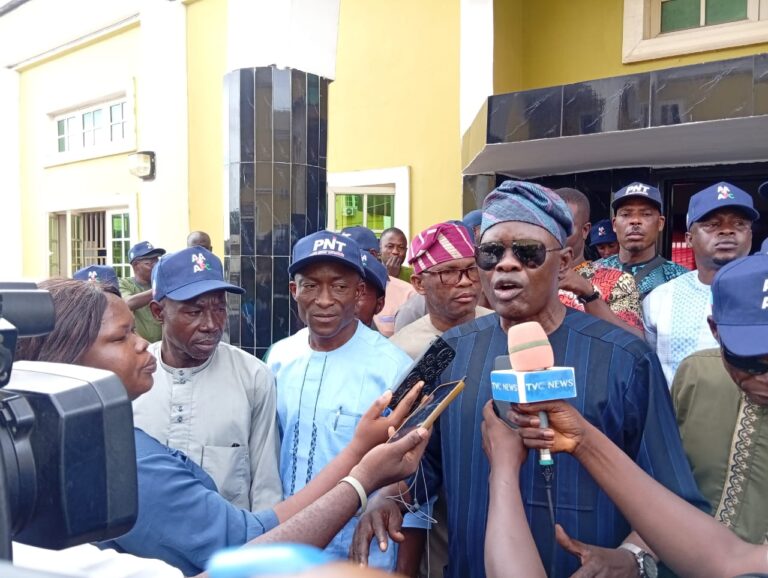 AA Governorship Candidate, Executives Join APC In Ondo