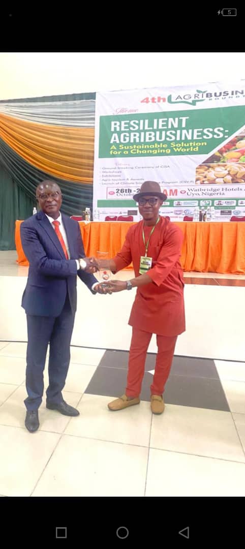 Fens Group CEO Wins 2025 Agribusiness Devt Award